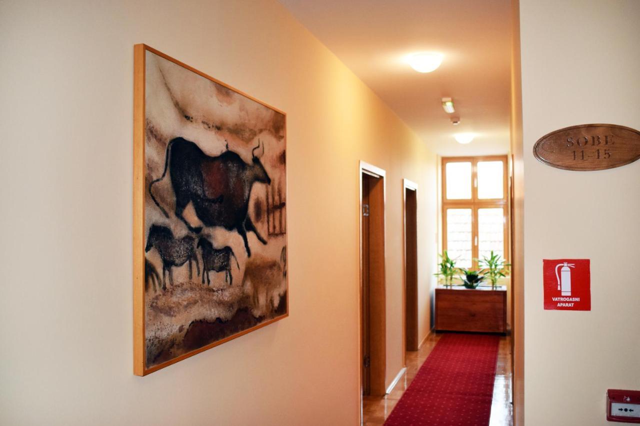 Hôtel Hunting House à Turija Extérieur photo